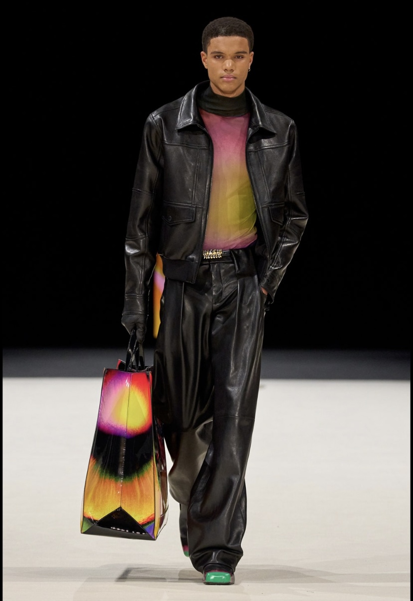 Desfile Inverno 2025 da Balmain na Paris Fashion Week